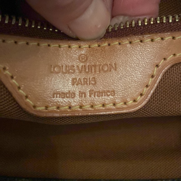 Louis Vuitton Cabas Piano Tote in Monogram Canvas-  Shoulder Bag (Authentic) - Picture 8 of 16